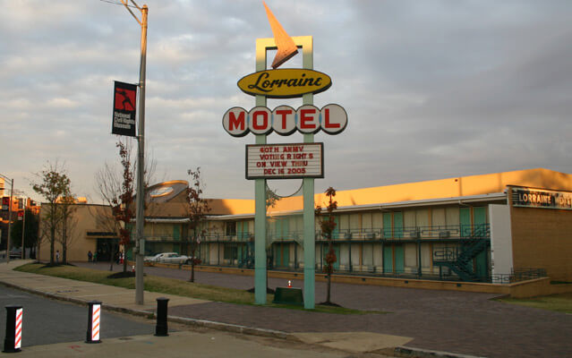 photograph of the Lorraine Motel in Memphis Tennessee